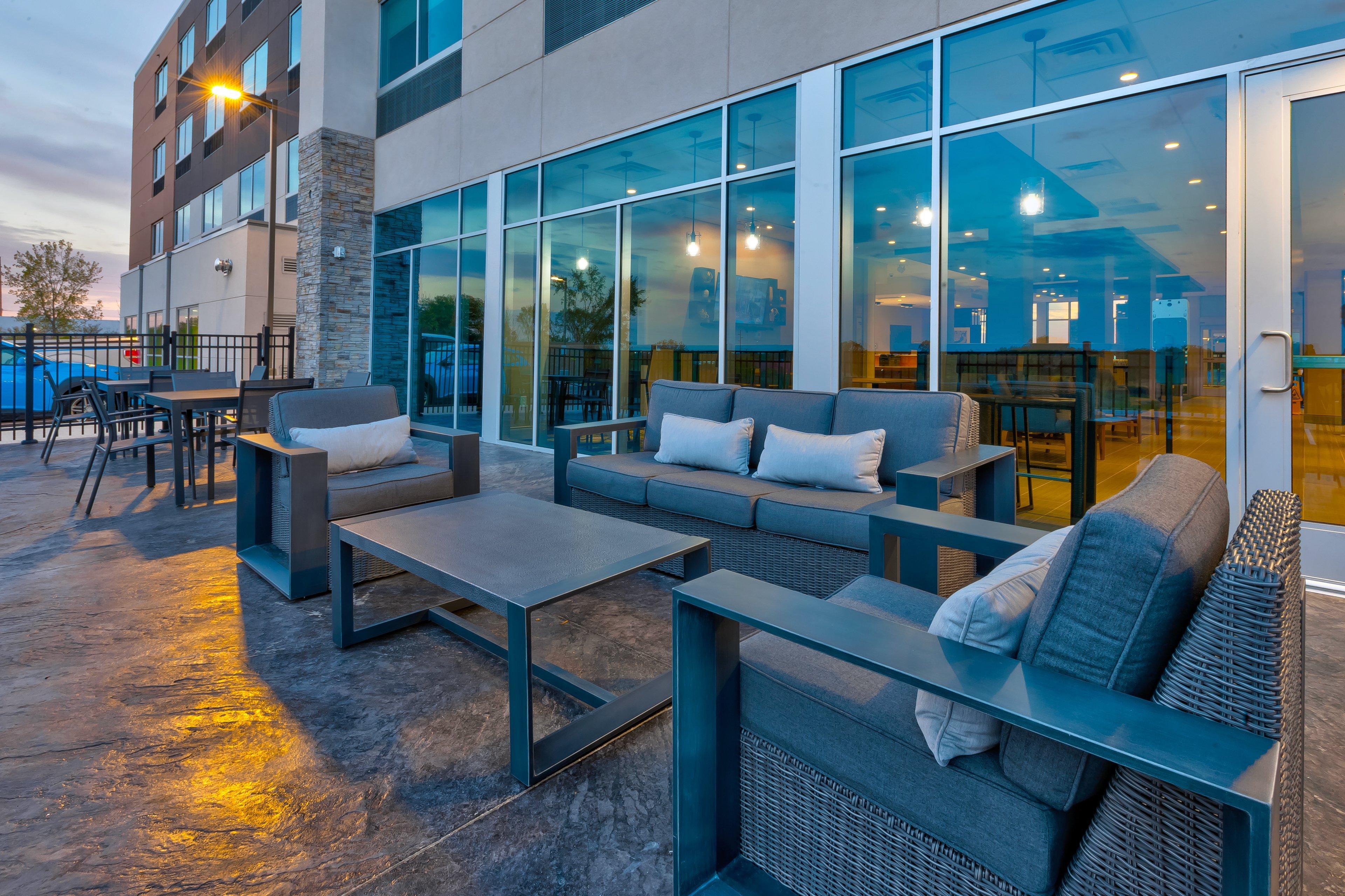 Holiday Inn Express & Suites - Cedar Springs - Grand Rapids N By Ihg Экстерьер фото